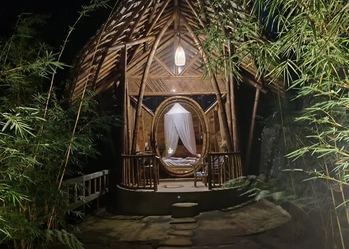 カントリーハウス Ecobamboohouse Salacca マンギス